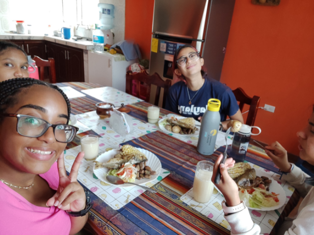 Ecuador_dinner with host family
