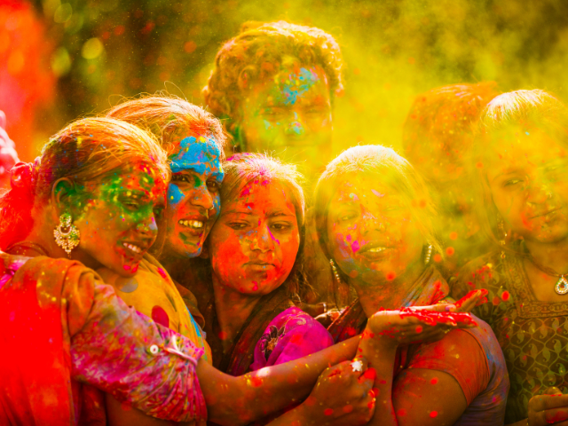 India_color festival