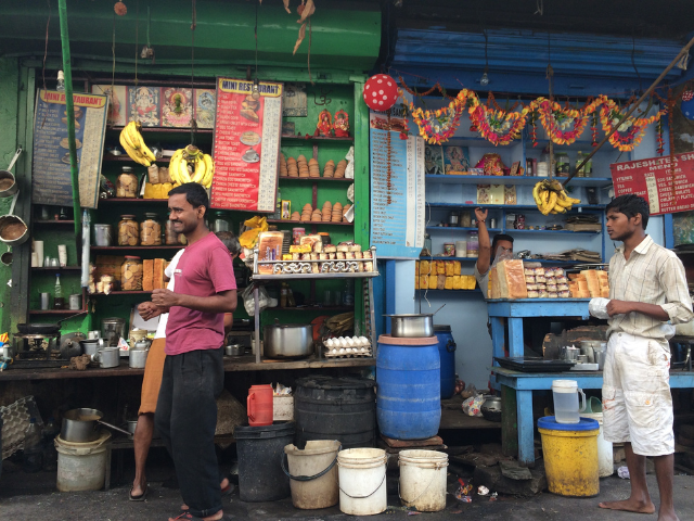 India_colorful day market